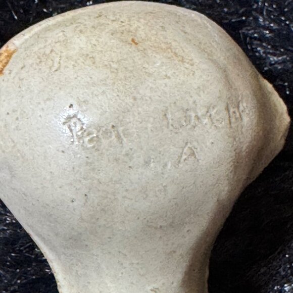 Vintage Welsh People Lovers Stopper Pottery Wine Topper - Picture 5 of 6